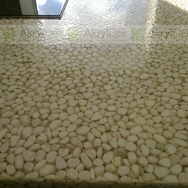Kuchyňská deska z bílého kamene
